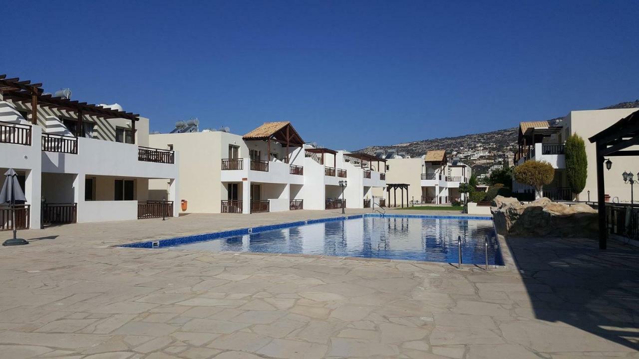 D202 Vanessa Apartments, Peyia Exterior foto